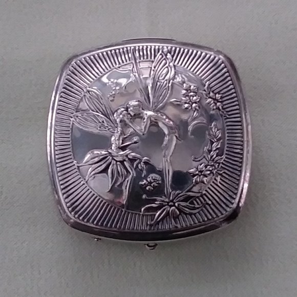 Jewelry - Silver Plated Ladies Compact Fairies  Art Nouveau